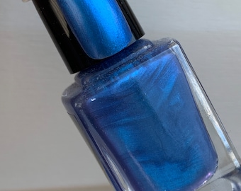 Sapphire Sparkle  blue  pearl  nail polish