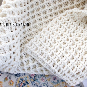Crochet Blanket Pattern with Super Bulky Yarn, Thick Warm image 5