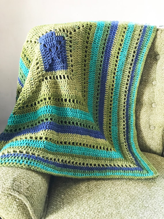 Crochet large online granny square blanket