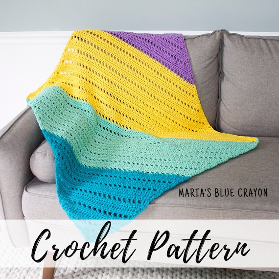 Cozy Chunky Crochet Blanket Pattern - Maria's Blue Crayon