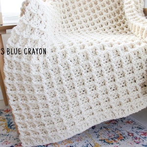 Crochet Blanket Pattern with Super Bulky Yarn, Thick Warm image 4