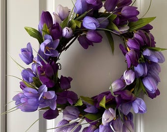 Couronne de Pâques vigne violette