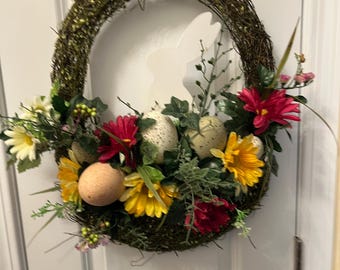 Accroche-porte Pâques Printemps. Couronne de fleurs de vigne.