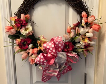 Couronne florale printanière de vigne