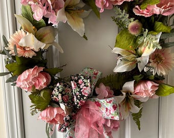 Couronne de fleurs de vigne de printemps.