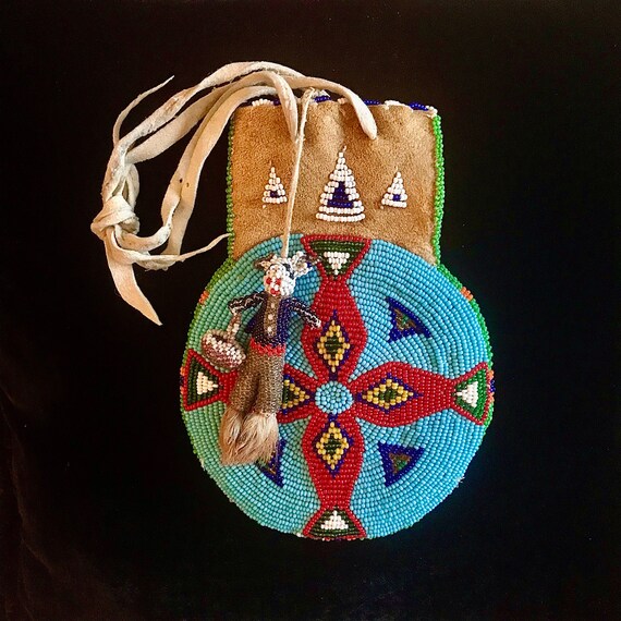 EXCEPTIONAL Rare Vintage Plains Indian Beaded Bag… - image 1