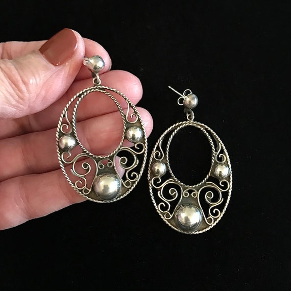 Splendid Vintage Mexican Sterling Dangle Earrings… - image 1