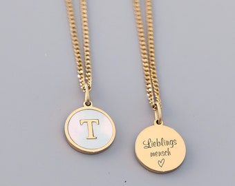 Gepersonaliseerde parelmoer initialenketting • letterketting • familieketting • ketting met gravure • goud • roestvrijstalen ketting • K550