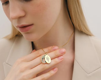 Oval Locket Necklace – Stainless Steel Medallion – Personalized Family Name Necklace – K543