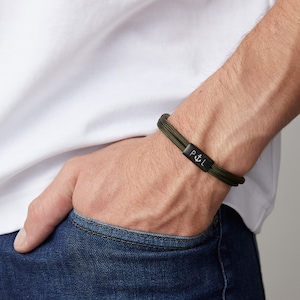 Bracelet homme bracelet corde à voile personnalisé gravure souhaitée bracelet surfeur bracelet partenaire bracelet avec gravure acier inoxydable A184 Schwarz 1-Seite