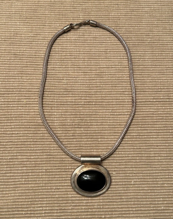 Vintage sterling black stone pendant necklace