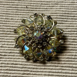 vintage sparkly costume jewelry brooch