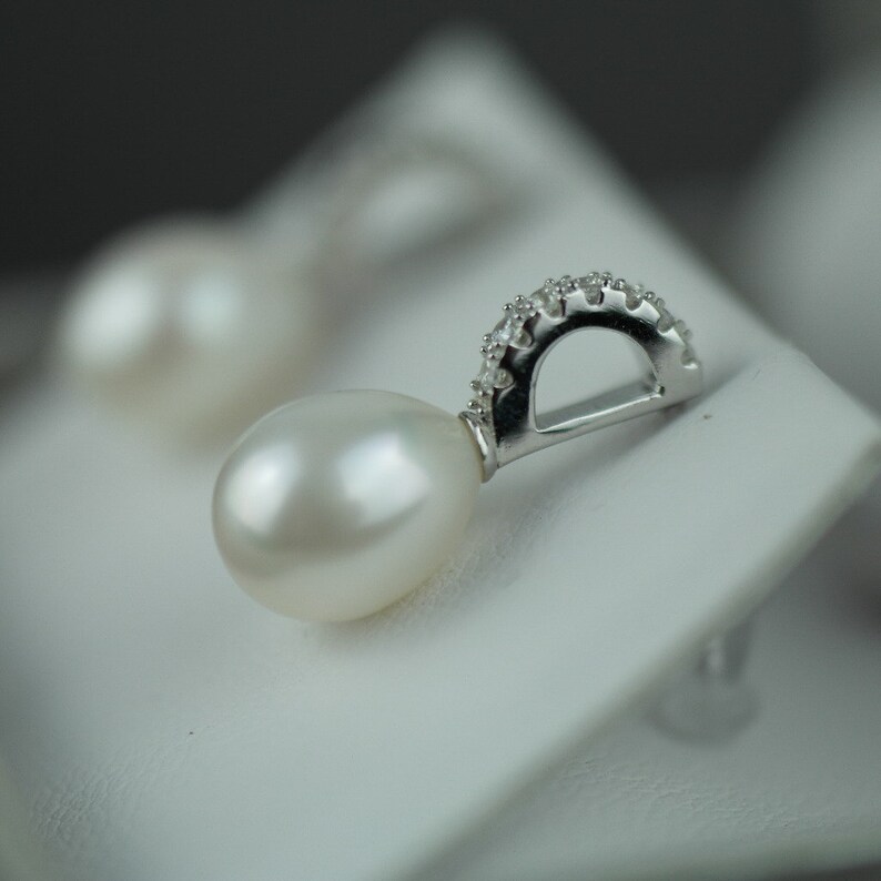 Stunning sterling silver Cultured pearls earrings with clear stones Lucoral 925 boxed
