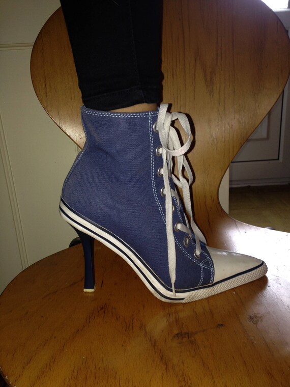 heeled canvas boots