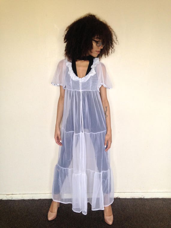 Vtg 70's RETRO ROMANTIC white angel sleeve tiered