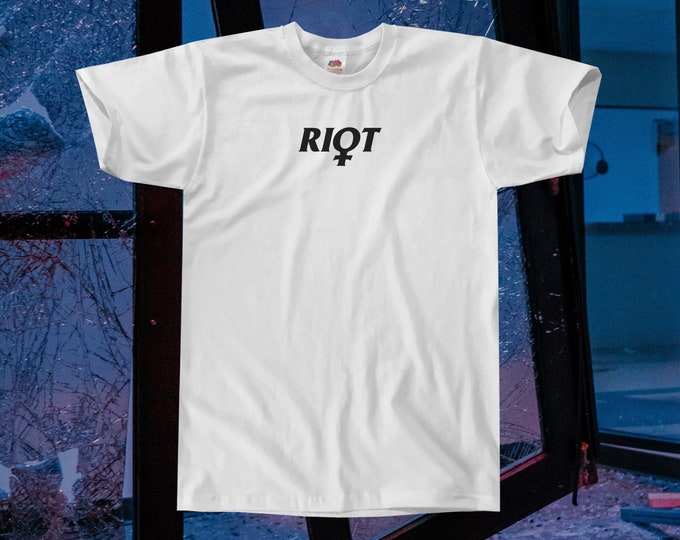 Riot Girl T-Shirt || Unisex / Mens S M L XL