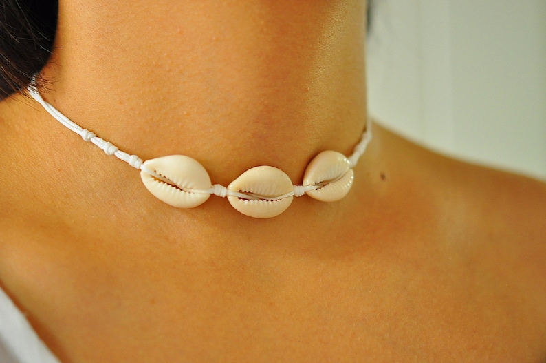 Cowrie Necklace Cowrie Shell Jewelry Cowrie Shell Necklace Cowrie Choker Cowrie Shell Choker Shell Necklace Festival Shell Jewelry