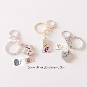 Llavero con foto personalizada, llavero con sobre personalizado, grabado con mensaje secreto de carta de amor oculta, llavero con carta de amor, regalos para el día de San Valentín
