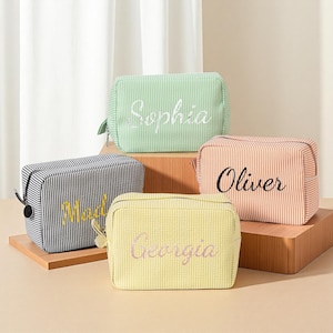Custom  Name Seersucker Makeup Bag,Beaty makeup bag,Monogramed Makeup Bag,Bridesmaid Makeup Bag,Monogrammed Toiletry Bag,Bridesmaid Gift