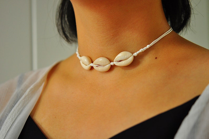 Cowrie Necklace Cowrie Shell Jewelry Cowrie Shell Necklace Cowrie Choker Cowrie Shell Choker Shell Necklace Festival Shell Jewelry