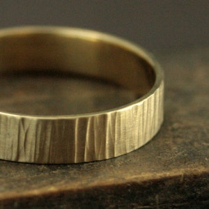 Men's Rustic Ring - Men's Gold Band - Gold Bark Ring - Gold Bark Band - Bark Hammered Ring - Rustic Wedding Band - 5mm Bark Ring