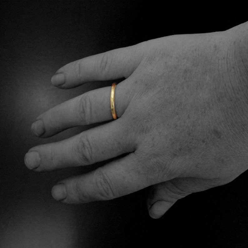 Gold Lava Band-14K Gold Stacking Ring-Wedding Band-Simple Hammered Band Your CHOICE of Finish