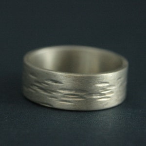 8mm Wide Band Birch Bark Ring Tree Bark Band Bark Textured Ring Wide Men&#39;s Band Silver Men&#39;s Ring Hammered Band Rustic Wedding Ring Silver