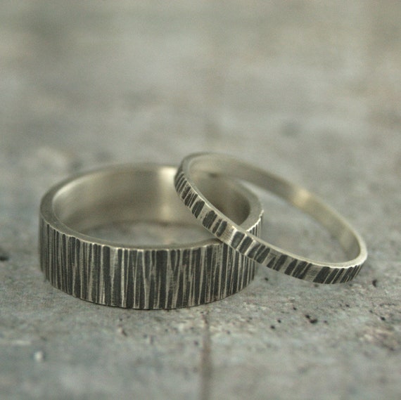 Bark Wedding Bands Hammered Bark Rings Silver Wedding Set His and Hers Bands Rustic Wedding Set Woodland Wedding Rings Hand Hammered Twig