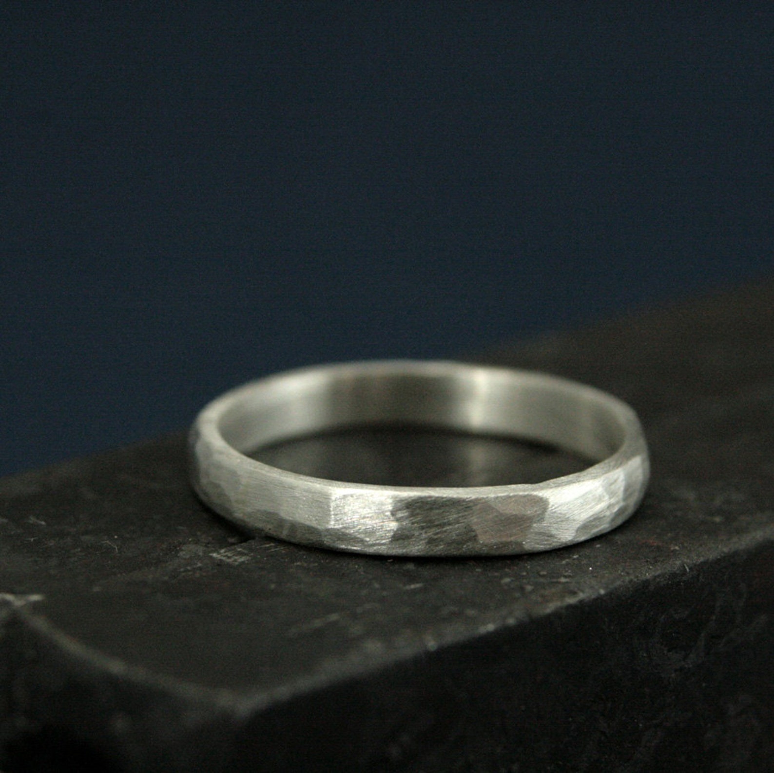 Perfect Hammered 2.5mm Band Women's Silver Wedding Ring - Etsy