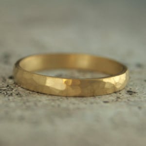 3mm Gold Hammered Ring 18K Gold Hammered Band Half Round Ring Gold Wedding Band Rustic Gold Wedding Ring Hammered Matte Ring Men's Women's