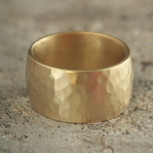 WIDE Gold Band 12mm Solid Gold Ring Wide Hammered Band Men&#39;s Rustic Gold Ring Wide Cigar Band Handmade Perfect Hammered Band 14K Gold Band