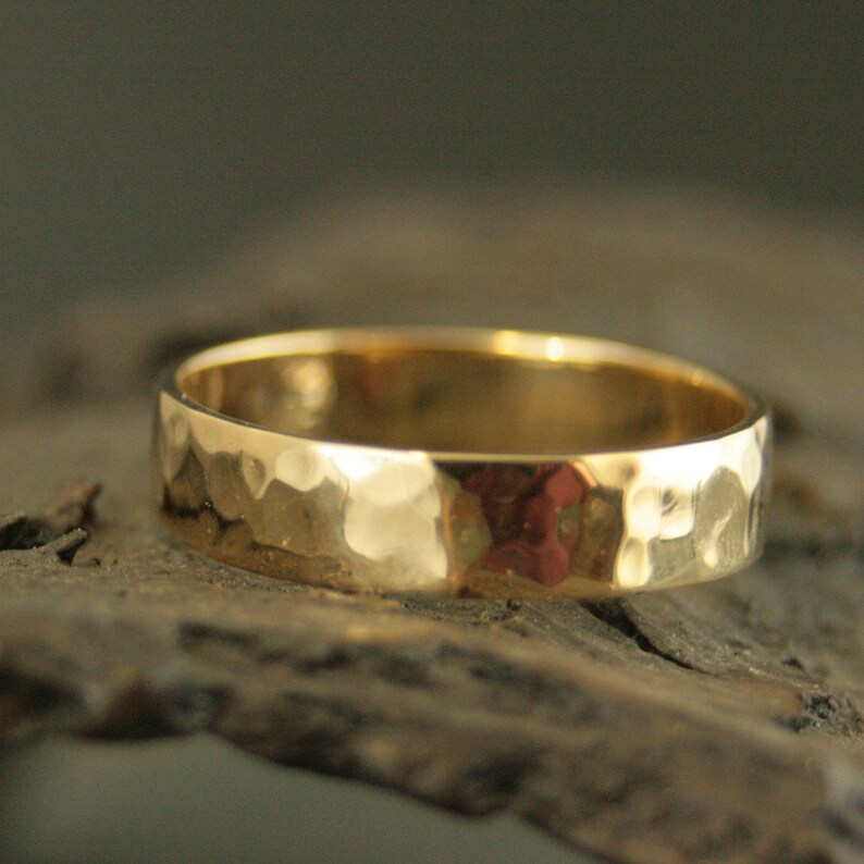 Rose Gold Wedding Ring Hammered Wedding Band 5mm Flat Ring Etsy