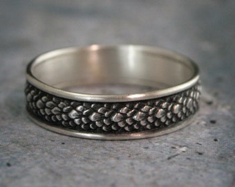 Skyrim Inspired Ring Snakeskin Ring Dragon Scale Ring Silver Wedding Band Silver Wedding Ring Viking Ring Men's Wedding Band Silver Ring