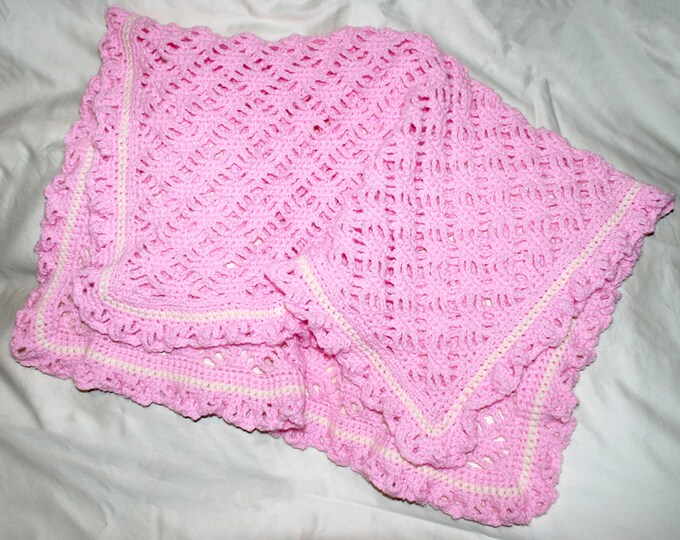 Pink and White Baby Blanket / Crochet Baby Blanket / Baby Girl Blanket