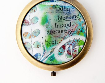 Inspirational Mirror - Compact Mirror - Makeup Mirror - Uplifting Gift - Purse Mirror - Unique Gift For Women - Green Mirror - Mom Gift