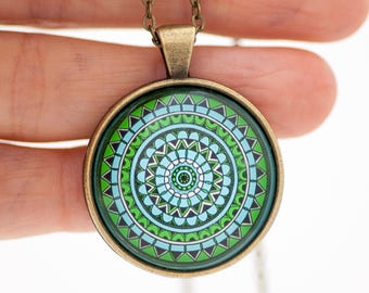 Light Green Necklace - Green Necklace - Mandala Necklace - Greenery Necklace - Green Mandala - Best Friend Gift For Her - Mandala Jewelry