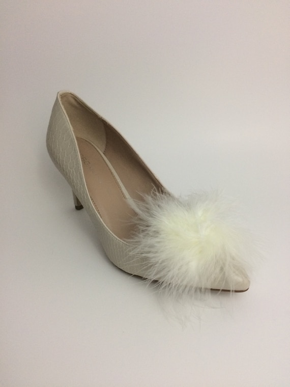 SHOE POM POM YELLOW SMALL SHOE POM POM YELLOW SMALL