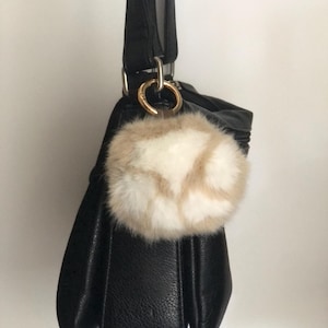 Faux Fur Paw Keychain 3,5&quot;, Plush paw keychain, Faux fur animal paw keychain,  Plush Keychains Fluffy, Purse Charm