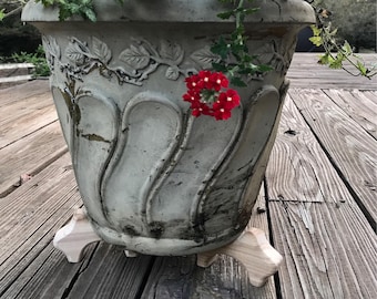 Western Red Cedar Pot Feet: Handcrafted Planter Risers
