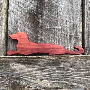 Dachshund Oven Rack Pull: Aromatic Cedar Kitchen Tool