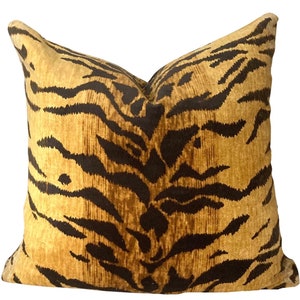 Velvet Tiger Pillow Cover // Bold Tiger Print Velvet Designer Pillow Cover 20x20 Square Throw Pillow 18 20 22 24 26 Euro Lumbar