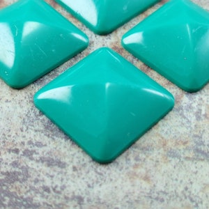 cabochons carrés vintage ( 6 pcs ) , cabines Lucite 28mm , fournitures de bijoux vintage - sq10