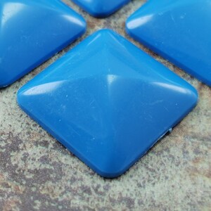 cabochons carrés vintage ( 6 pcs ) , cabines Lucite 28mm , fournitures de bijoux vintage - sq06