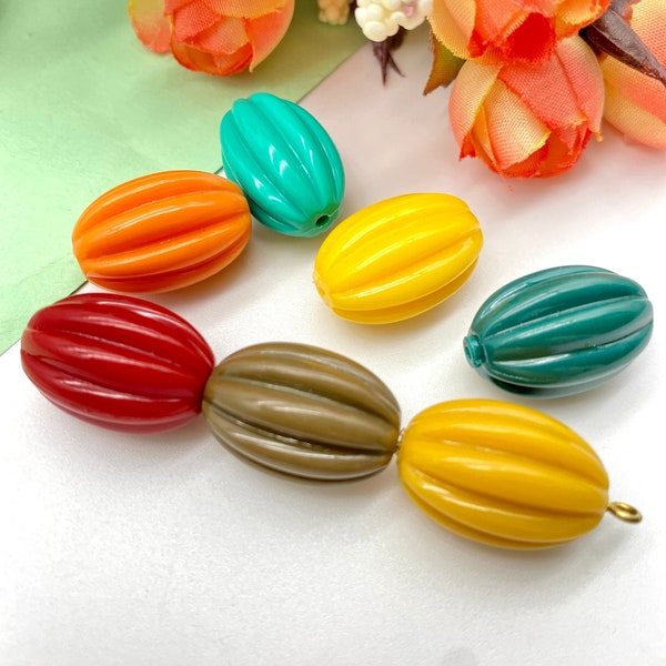 Fluted Oval Beads (20 pcs) , 20mm Vintage Carved Acrylic Beads , Craft Supplies , Vintage German Beads - cbfo