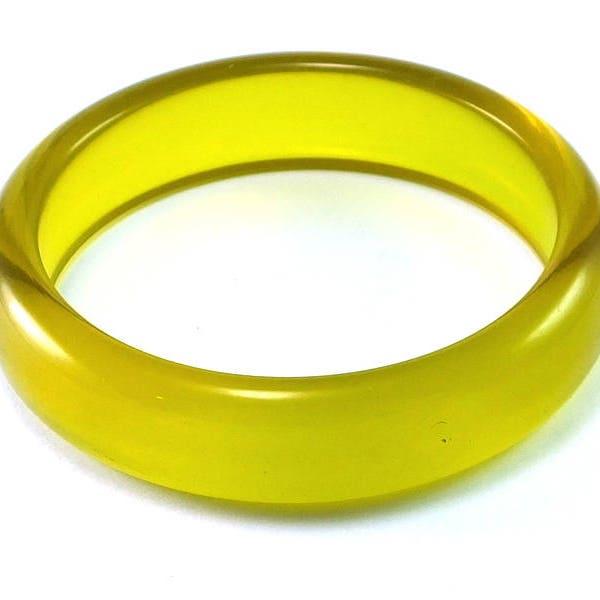 Transparent Yellow Vintage Plastic Bangles , 82x16x08mm (internal measure 65mm) , Vintage Bracelet  , Bracelet Supply , Vintage Jewelry