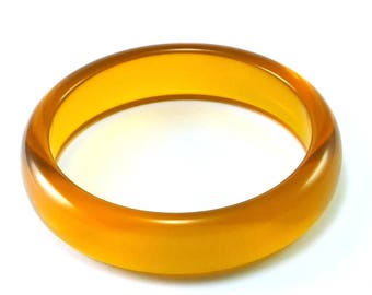 Transparent Orange Vintage Plastic Bangles , 82x16x08mm (internal measure 65mm) , Vintage Bracelet  , Bracelet Supply , Vintage Jewelry