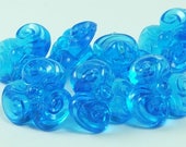 10 psc 21mm Blue Flower Ornamented Plastic Beads , Vintage German Beads , Findings , Lucite Beads - bk325