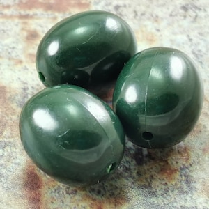 Vintage Oval Beads ,  Lucite Beads , 18mm German Beads , Bracelet supplies - OV31