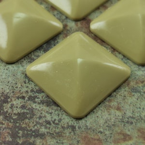 cabochons carrés vintage ( 6 pcs ) , cabines Lucite 28mm , fournitures de bijoux vintage - sq19