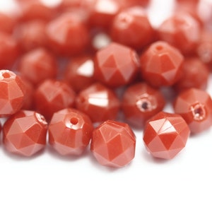 20 pcs 8x8 mm  Faceted  Beads , Vintage German Beads , Findings ,  Lucite Beads  - bk262